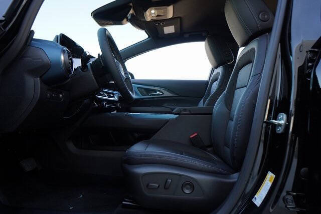 2025 Chevrolet Equinox EV LT 2