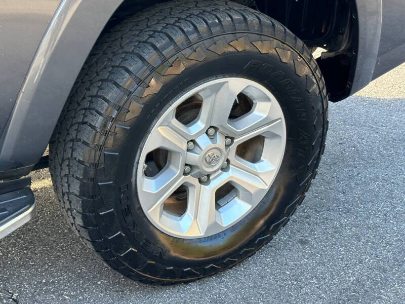 2018 Toyota 4Runner SR5