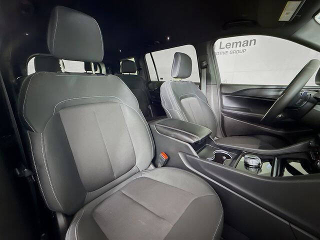 2024 Jeep Grand Cherokee L Laredo