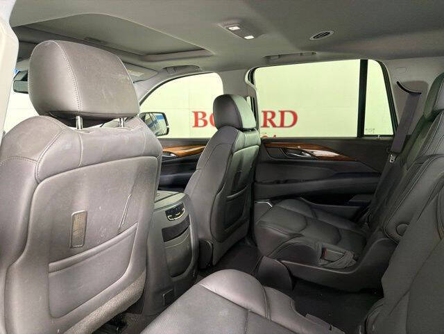 2017 Cadillac Escalade Luxury