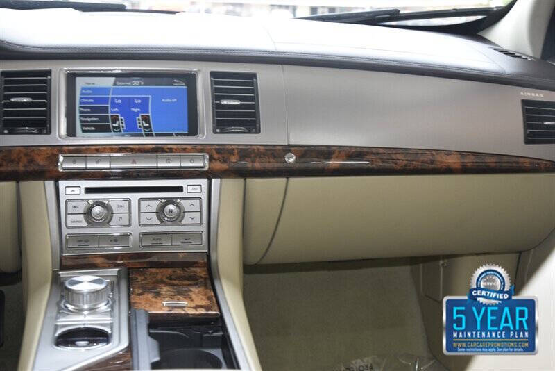 2011 Jaguar XF Premium