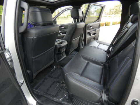 2024 Toyota Tundra Platinum HV