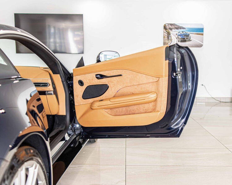 2026 Aston Martin Vantage