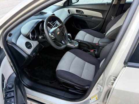 2014 Chevrolet Cruze LS Auto