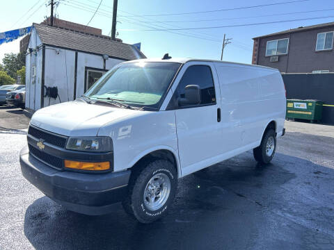 2020 Chevrolet Express 2500