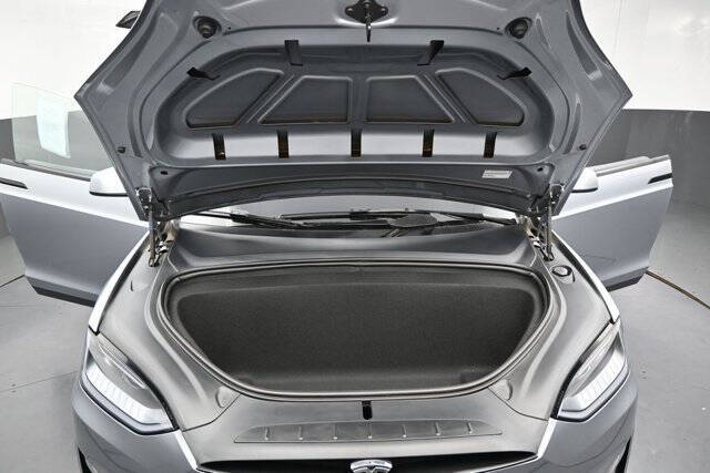 2025 Tesla Model X