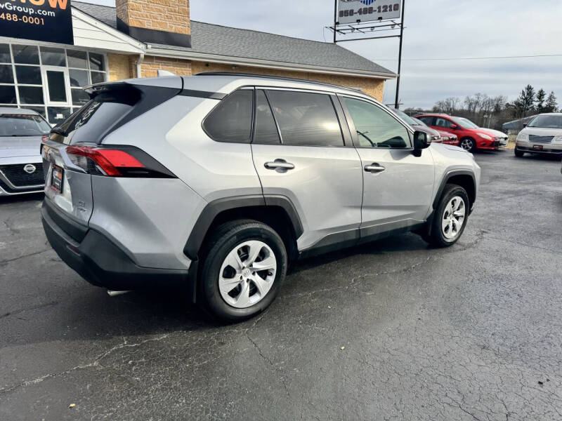 2020 Toyota RAV4 LE
