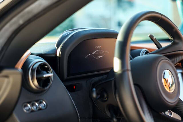 2022 McLaren 720S Spider