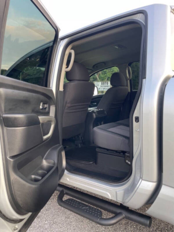 2021 Nissan Titan SV