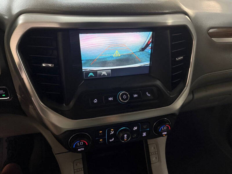 2018 GMC Acadia SLE-2