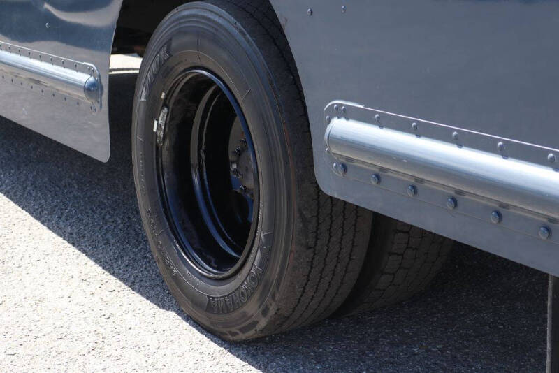 2020 Freightliner MT45 Chassis