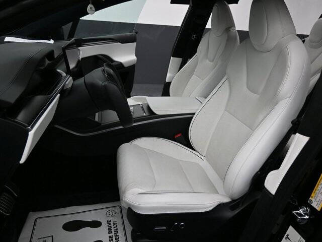 2022 Tesla Model X Plaid