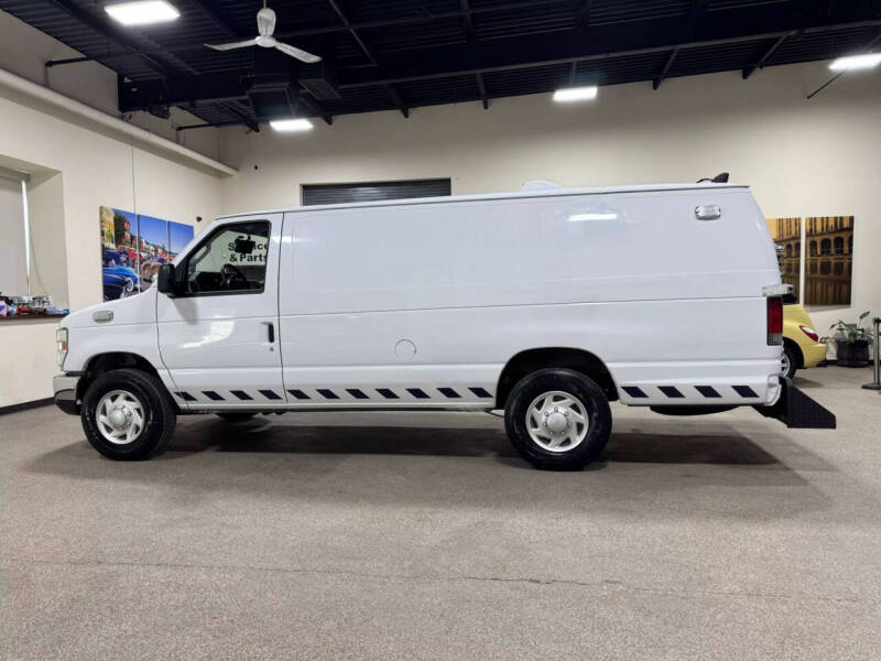2012 Ford E-Series E-350 SD