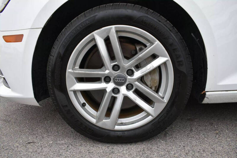 2017 Audi A4 2.0T quattro Premium