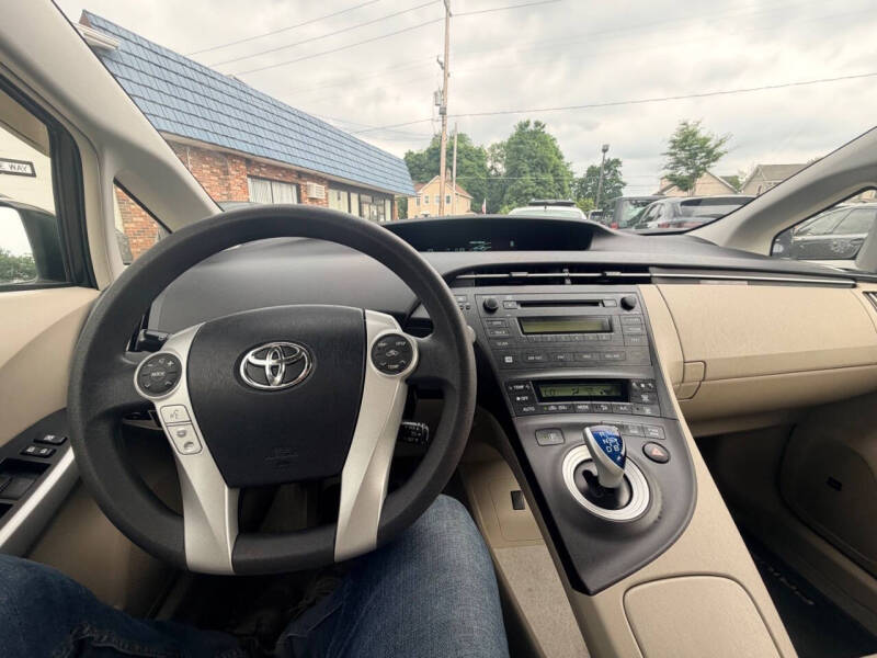 2011 Toyota Prius Two