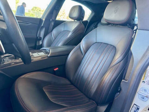 2022 Maserati Ghibli Modena Q4