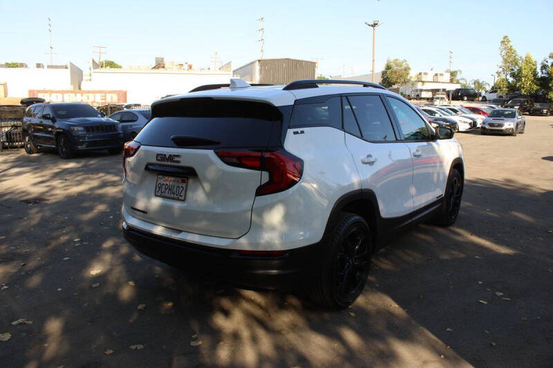 2020 GMC Terrain SLE