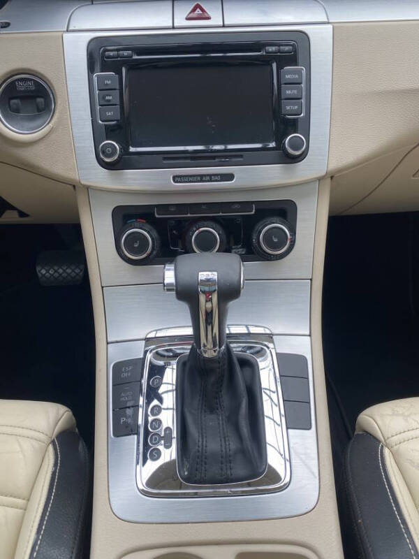 2010 Volkswagen CC Luxury