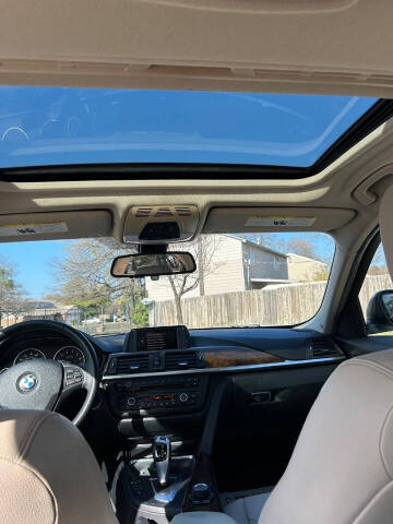 2015 BMW 3 Series 320i