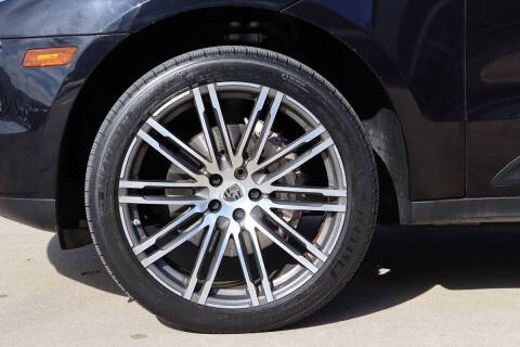 2015 Porsche Macan S