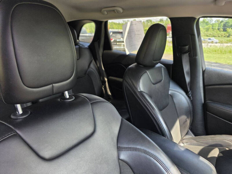 2020 Jeep Cherokee Altitude