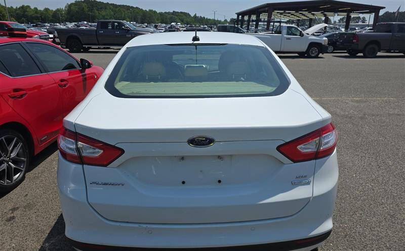 2014 Ford Fusion SE