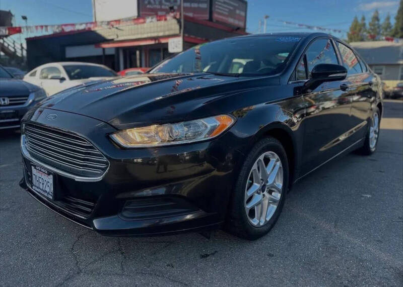 2013 Ford Fusion SE