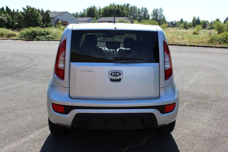 2012 Kia Soul +
