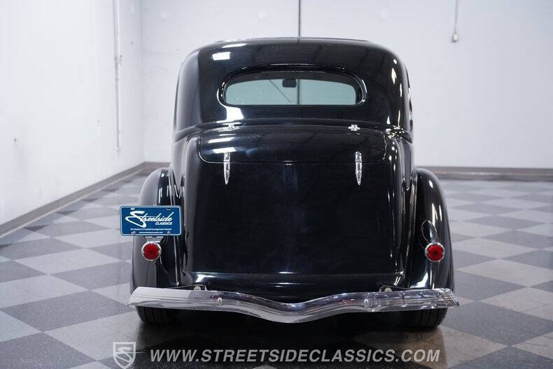 1936 Ford Tudor