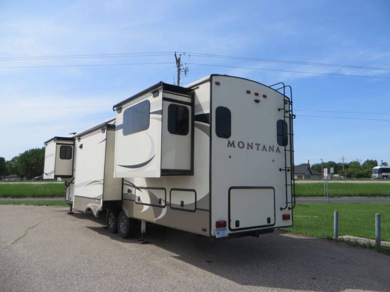 2019 MONTANA 3791RD