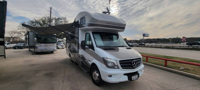 2017 Winnebago Winnebago 24J