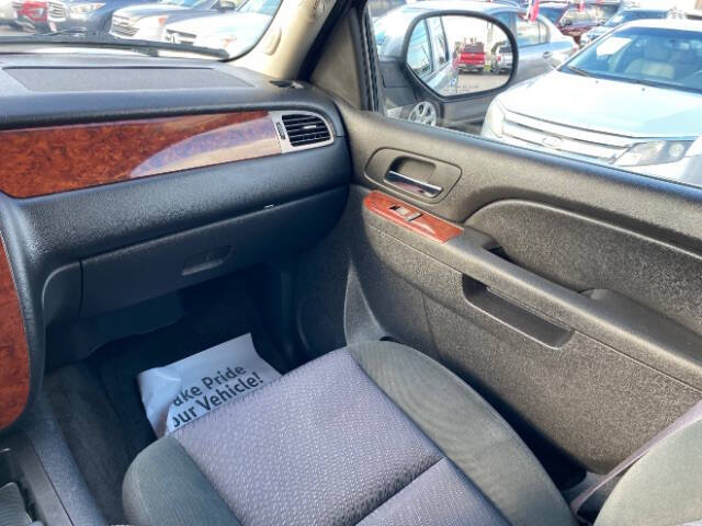 2012 Chevrolet Suburban LS