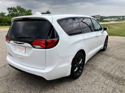 2018 Chrysler Pacifica Touring Plus