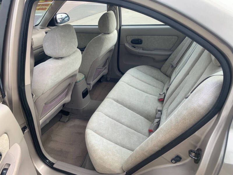 2003 Hyundai Elantra GLS