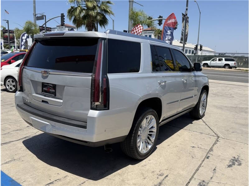 2019 Cadillac Escalade Platinum
