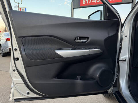 2020 Nissan Kicks SV