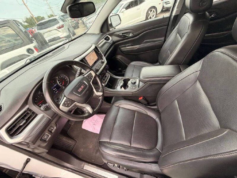 2020 GMC Acadia SLT