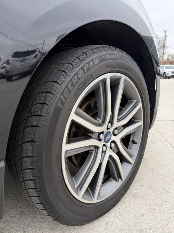 2019 Ford Edge Titanium
