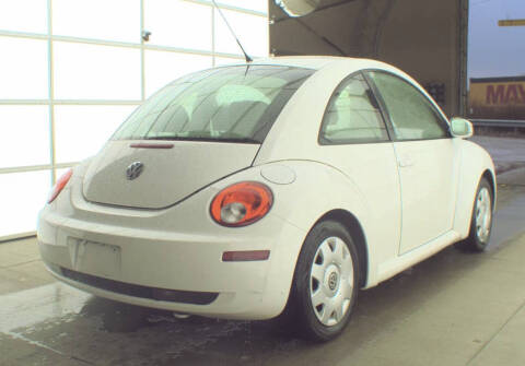 2010 Volkswagen New Beetle