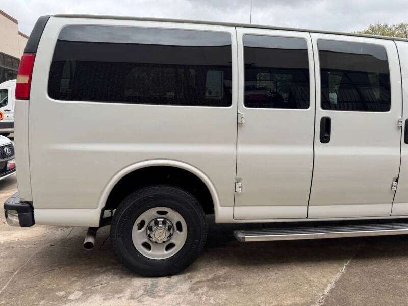 2012 Chevrolet Express LT 2500