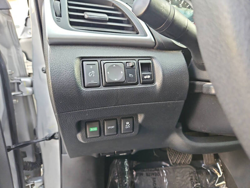 2017 Nissan Sentra SR