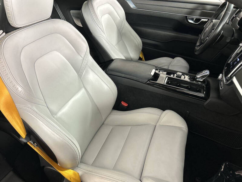 2021 Polestar 1