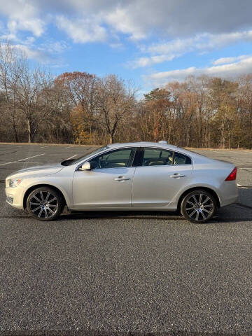 2015 Volvo S60 T5 Premier Plus