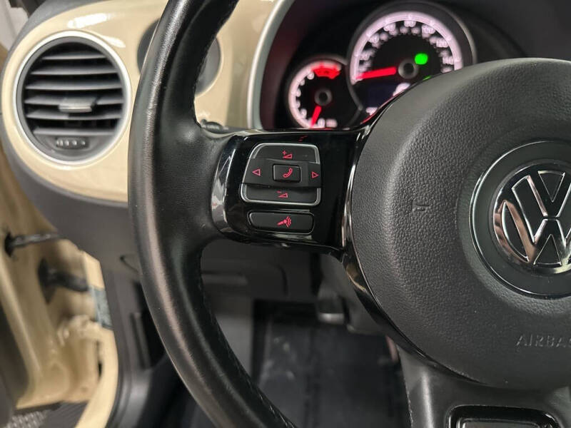 2019 Volkswagen Beetle Convertible 2.0T SE