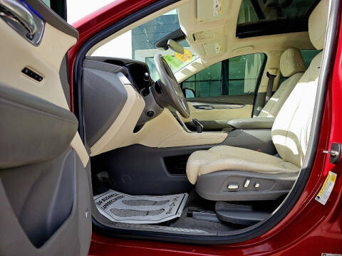 2017 Cadillac XT5 Premium Luxury