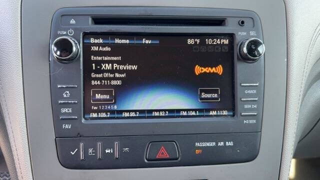 2017 Chevrolet Traverse LS