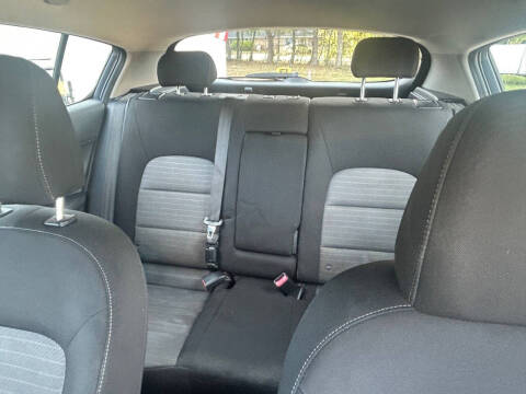 2016 Kia Forte5 LX