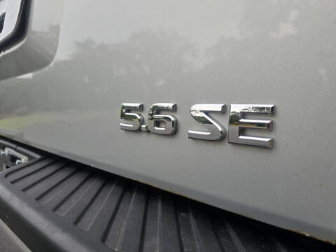 2010 Nissan Titan SE