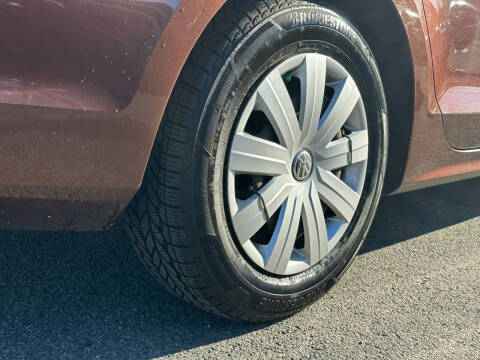 2016 Volkswagen Jetta