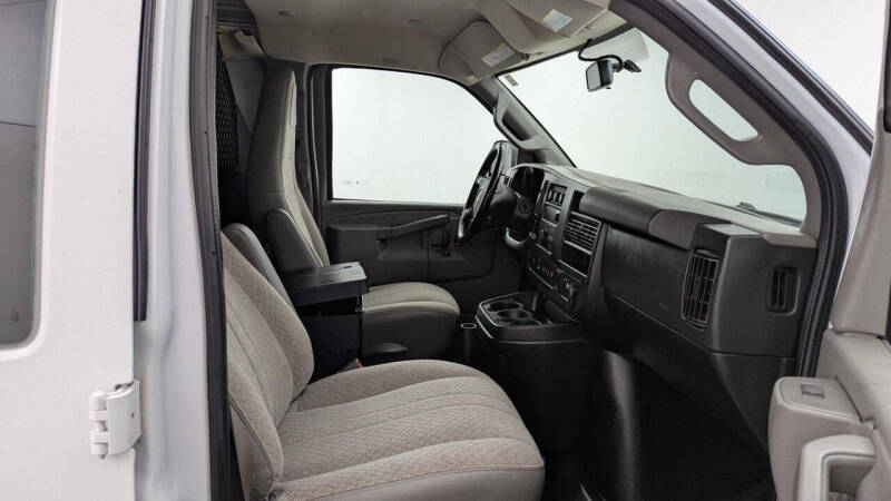 2020 Chevrolet Express 2500